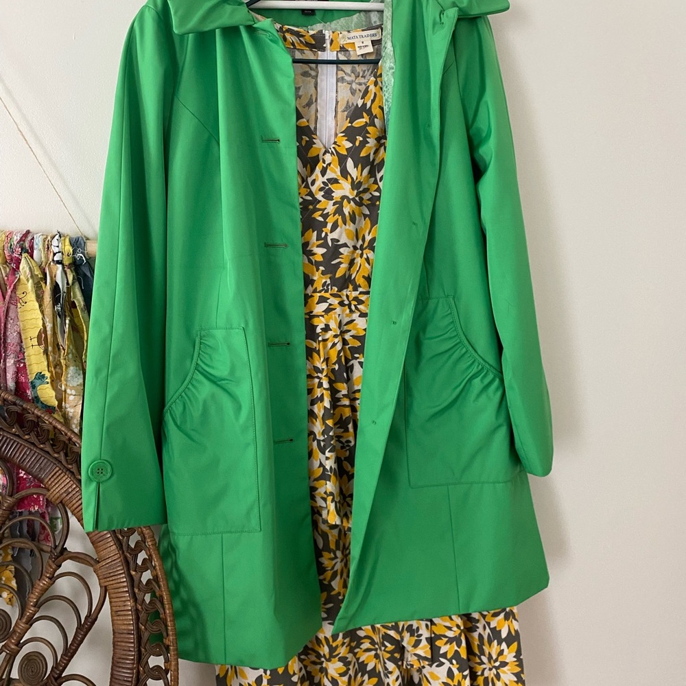 🍀Dennis Basso green New with out tags coat - Picture 1 of 7